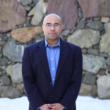 Portraitfoto von Christopher Cameron