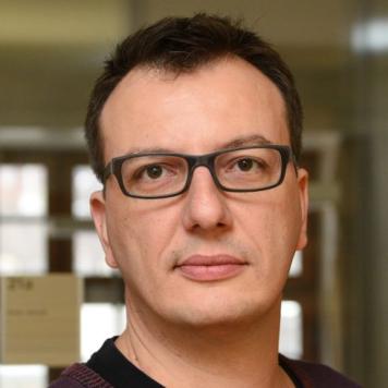 Portrait of Ridvan Askin 
